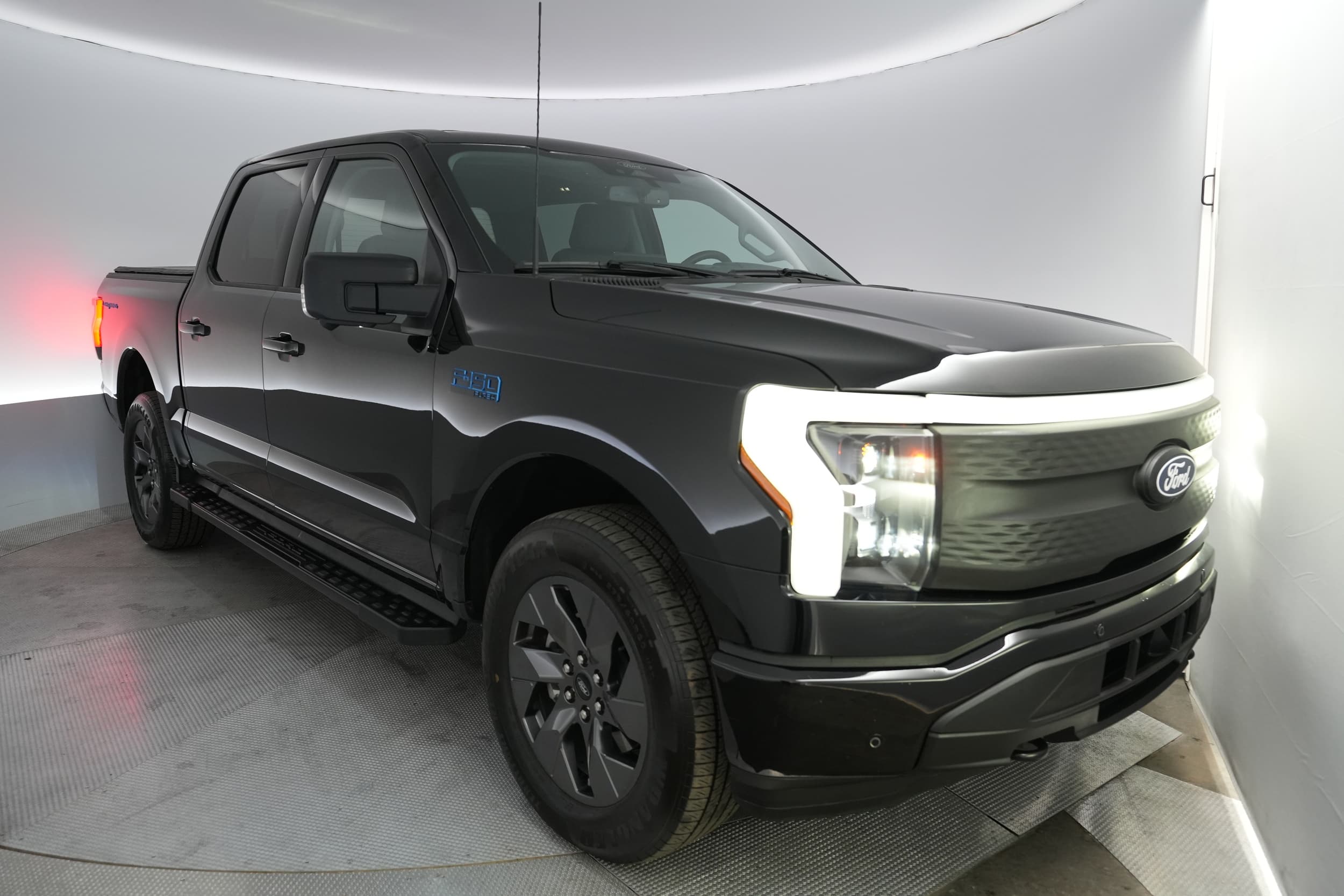 2024 Ford F-150 Lightning