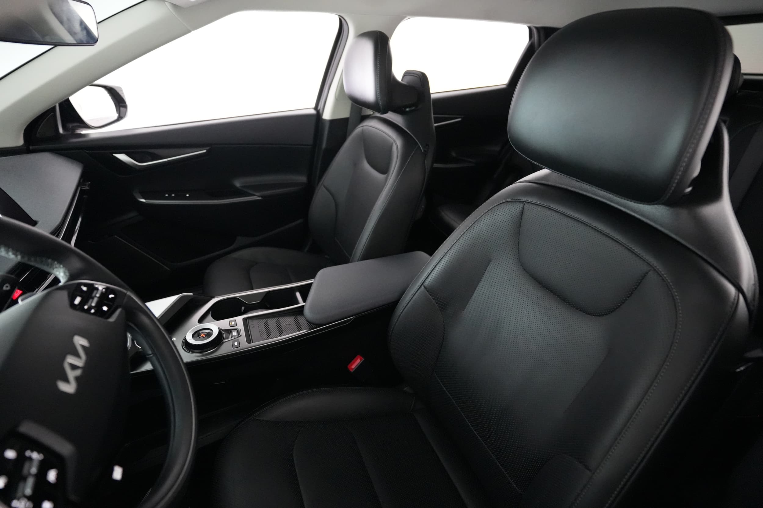 2024 Kia EV6 interior
