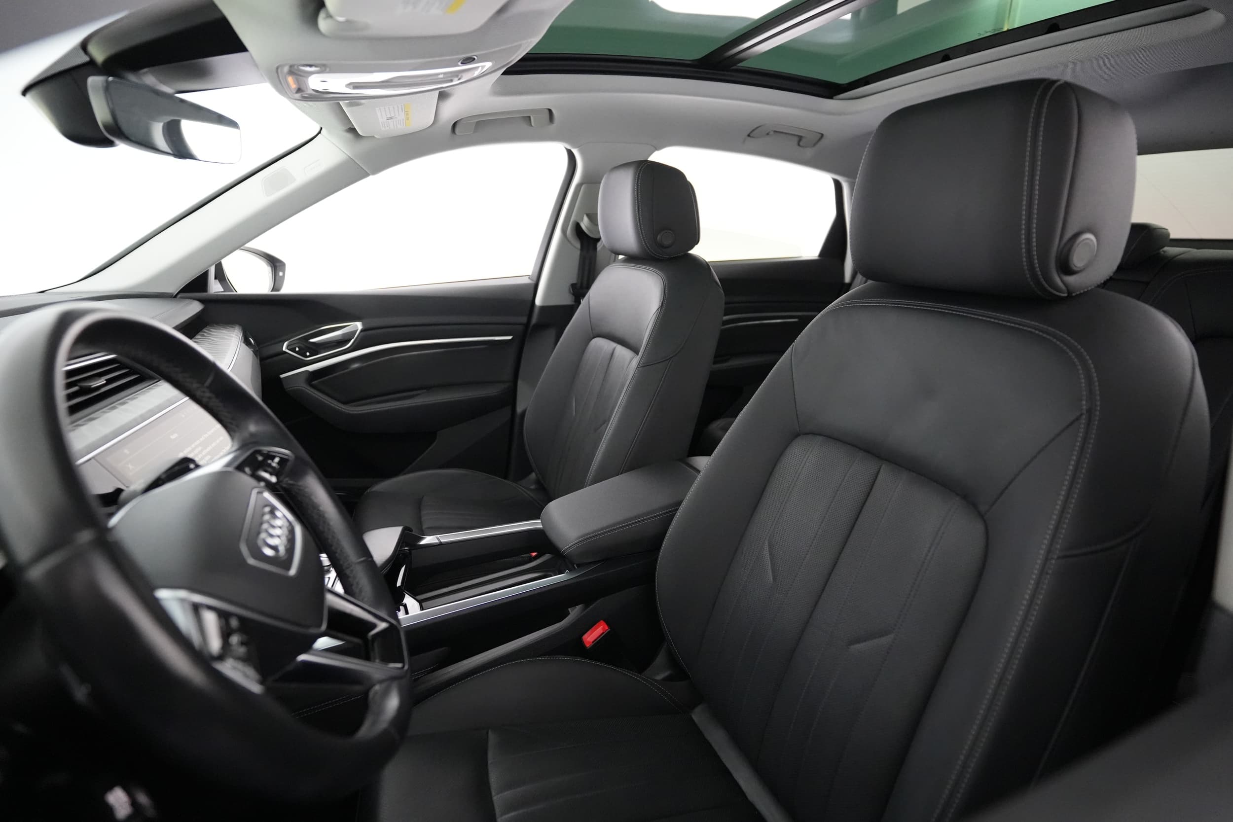 2022 Audi e-tron Sportback interior