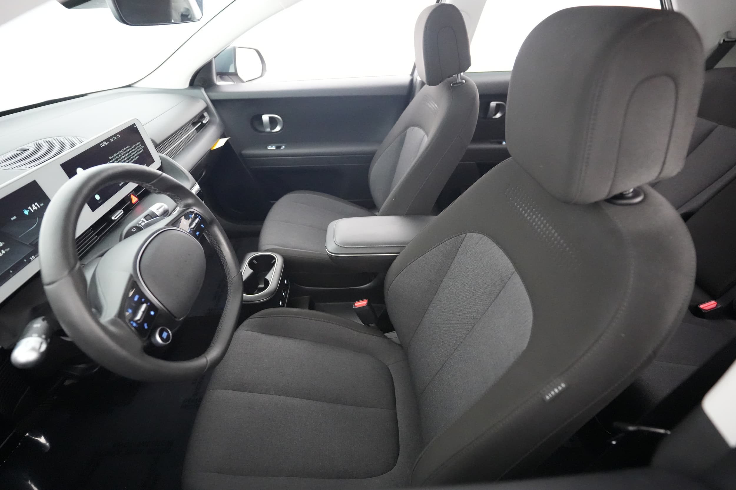 2024 Hyundai IONIQ 5 interior