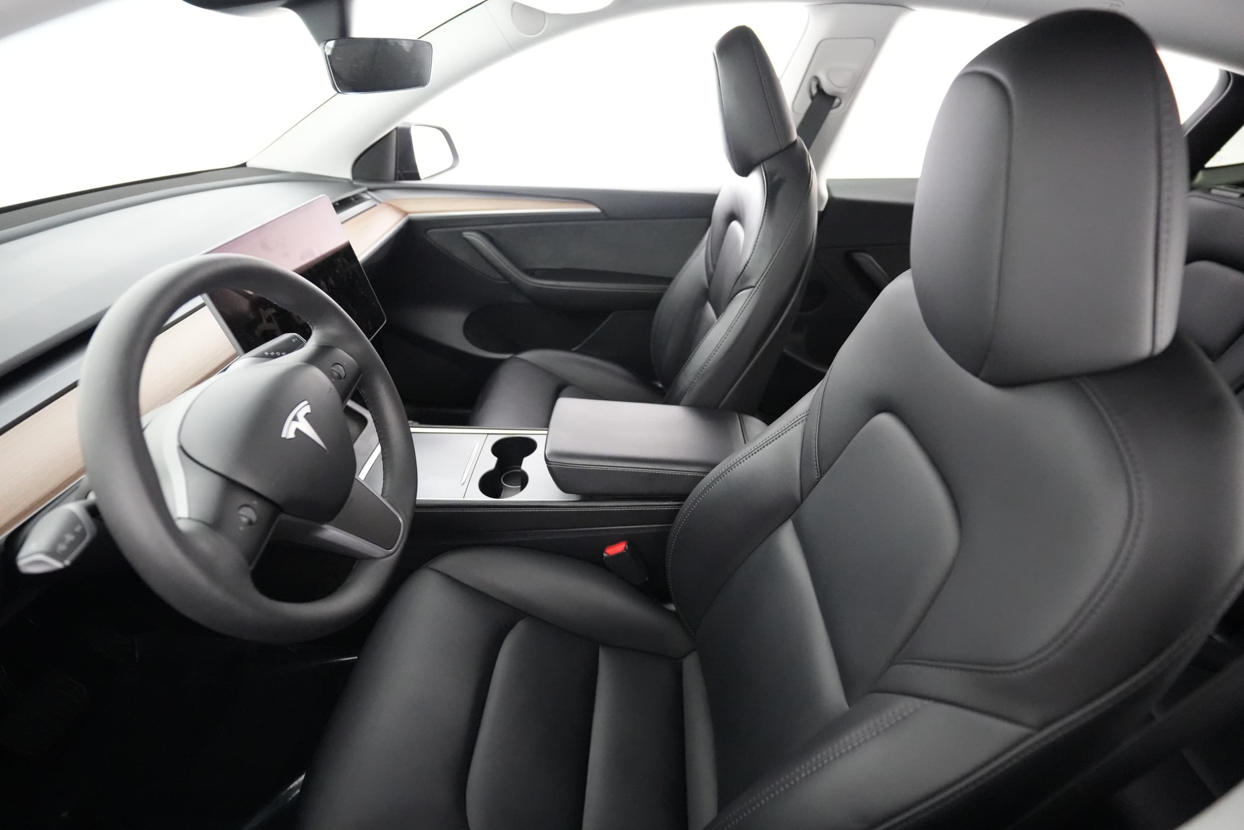 2025 Tesla Model Y interior
